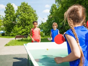 kids-playing-ping-pong